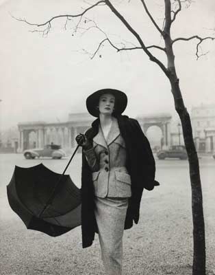 Norman Parkinson for Vogue Racing Photoshoot, Norman Parkinson, Photoshoot Moodboard, Hyde Park Corner, Vintage Street Fashion, Vintage Street Style, Hardy Amies, Guy Bourdin, Teddy Boys