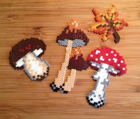 Beadwork Patterns Free, Fuse Beads Ideas Cute, Fuse Beads Ideas, Yulia Brodskaya, Hamma Beads Ideas, Easy Perler Bead Patterns, Pearl Beads Pattern, Perler Ideas, Easy Perler Beads Ideas