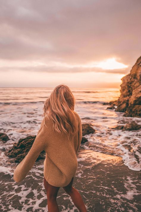 Malibu & Matador beach - Angelica Blick Malibu Photoshoot, Matador Beach, Angelica Blick, Urban Planet, The Last Day, Sunny Day, Last Day, Sunny Days, Summer Vibes