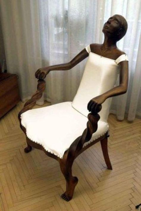 Human-shaped chair. Both creepy and artistically awesome at the same time. American Funny Videos, Unusual Furniture, Unique Chair, Woman Sitting, Funky Furniture, Take A Seat, Cool Chairs, A Chair, Unique Furniture