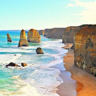 12 Apostles Australia, Waterfall Jungle, Nagomi Art, River Waterfall, Austin Travel, Catch Flights Not Feelings, 3 Days Trip, Flights Not Feelings, Australia Trip