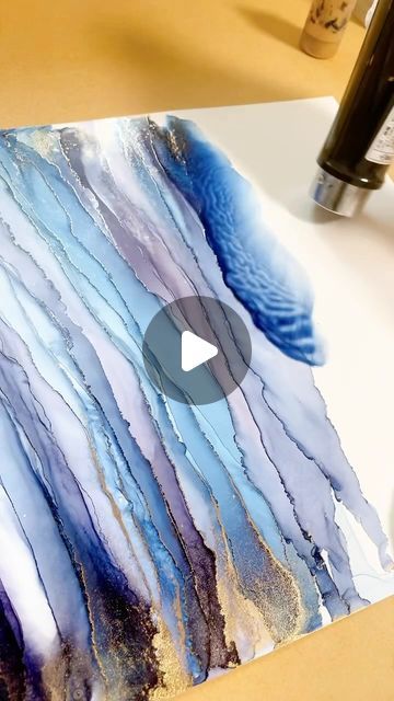 India Ink Art Techniques, Alcohol Inks Ideas, Alcohol Ink Painting Tutorial, Alcohol Ink Ideas Tutorials, Alcohol Painting, Painting Mediums, Hanging Craft, Alcohol Ink Crafts, Ink Crafts