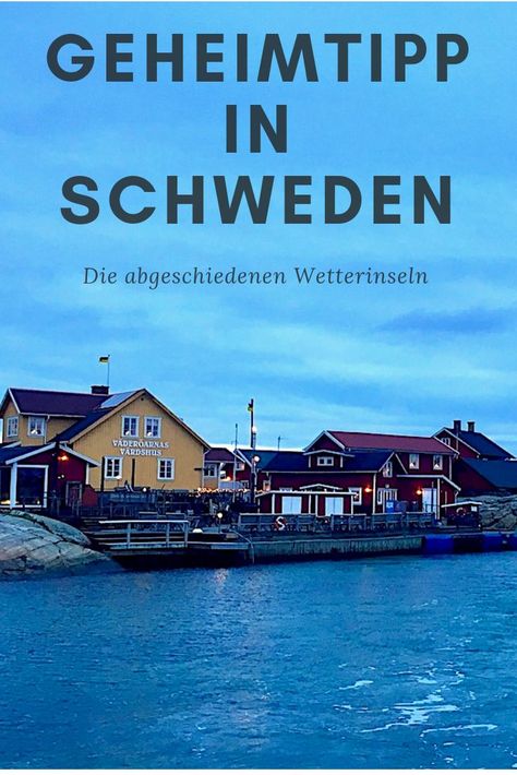 Ihr seid Romantiker und liebt die Ostsee? Dann schaut euch einmal die schwedischen Wetterinseln an. Die kleinen, bunten Häuschen sind ein Hotel und liegen alle unmittelbar am Meer. Es gibt auch Whirlpool und Sauna - mit einem Sprung seid ihr im Meer. Einer der wildromantischsten Orte, die ich jemals besucht habe und deshalb einer von 10 Orten, die man in Skandinavien einfach gesehen haben muss. Weitere ungewöhnliche Tipps im Blog. City Guide Design, Romantic Travel Quotes, Most Romantic Places, Vintage Travel Trailers, Vacation Deals, Camping Checklist, Romantic Places, Camping Survival, Beautiful Places In The World