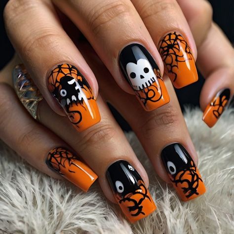 ☀️ Trendy Black And Orange Nail Designs halloween nails desing Black And Orange Nail Designs, Easy Halloween Nails, Spider Webs Halloween, Nails For Beginners, Nail Designs Halloween, Framing Highlights, Orange Nail Designs, Orange Nail, Halloween Nails Easy