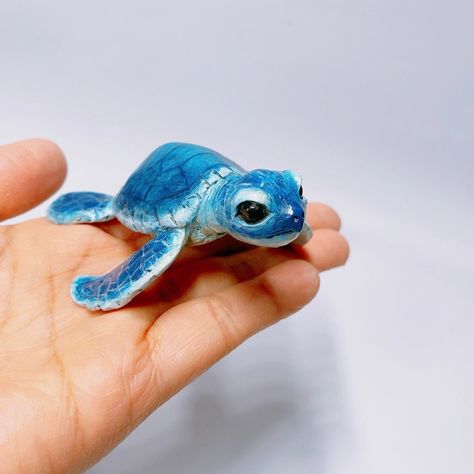 Sea Turtle Clay Sculpture, Turtle Clay Sculpture, Clay Ocean Animals, Sea Turtle Clay, Clay Sea Creatures, Clay Jewellery Holder, Desk Friend, Clay Turtle, Baby Seal