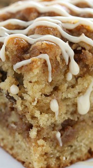 Walnut Coffee Cake, Breakfast Coffee Cake, Maple Recipes, Maple Syrup Recipes, Breakfast Sweets, Breakfast Coffee, Maple Walnut, Coffee Cake Recipes, A Piece Of Cake