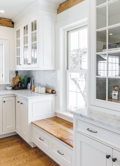 Love the window seat under low window to keep cabinets going | Farmhouse Kitchen by The Working Kitchen, Ltd. Seating In Kitchen, Window Seat Kitchen, White Cupboards, Farmhouse Kitchens, Farmhouse Kitchen Cabinets, White Kitchen Design, Farmhouse Sink Kitchen, غرفة ملابس, Hus Inspiration