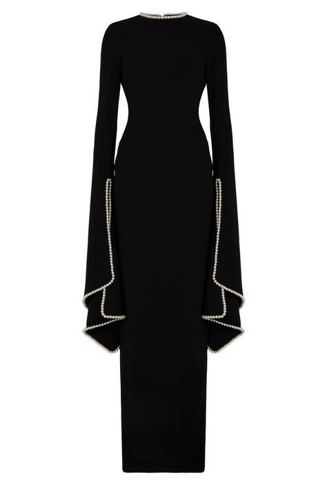 Classy Floor Length Dresses, Crepe Gown Styles For Wedding, Sophisticated Chic Outfits, Black Co Ord Outfit, Simple Modest Dresses, Simple Long Gown, Casual Classy Dress, Crepe Gown Styles, Elegant Long Sleeve Dresses