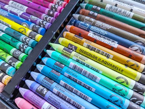 Art Supply Storage Ideas, Studio Organization Ideas, Lynn Whipple, Oil Pastels Drawing, Watercolor Tools, Art Supply Storage, Mark Making Tools, Tools Art, Art Supplies Storage