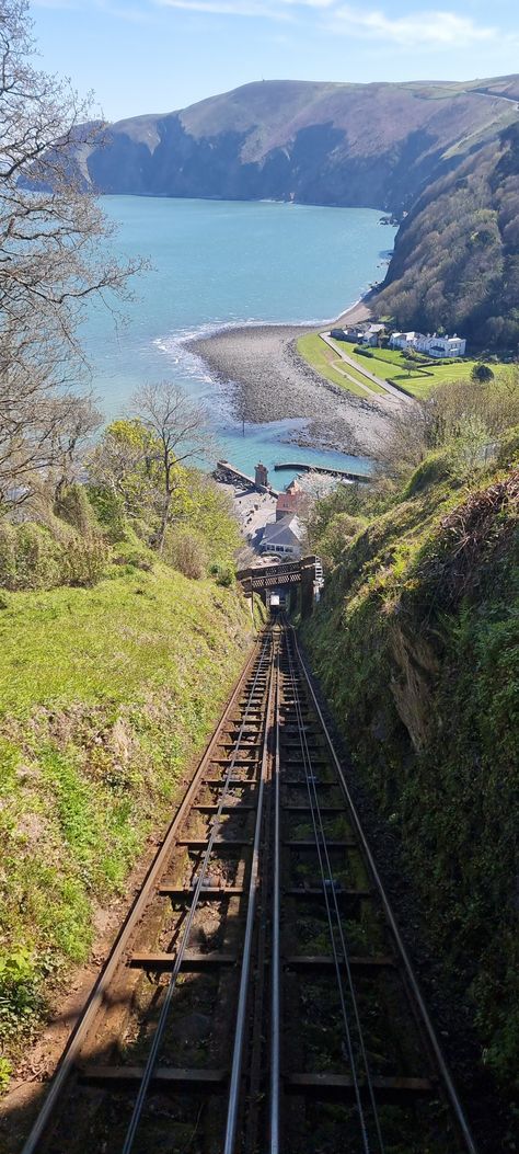 Lynton & Lynmouth Rail Cliffway Lynmouth Devon, Lynton And Lynmouth, Devon Coast, Devon Uk, North Devon, Railway Posters, Coastal Towns, Uk Travel, Travel Lifestyle