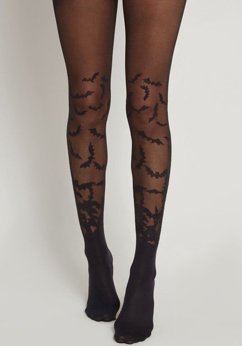 Halloween Clothing, Aria Montgomery, Grunge Look, Patterned Tights, 90s Grunge, Halloween Fashion, Black Tights, Halloween Outfits, Halloween Shopping