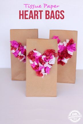 Tissue Paper Heart Bags Valentine Bag Ideas, Heart Bags, Valentines Day Bags, Tissue Paper Crafts, Paper Bag Crafts, Valentinstag Party, Valentines Gift Bags, Valentine's Day Crafts For Kids, Box Creative