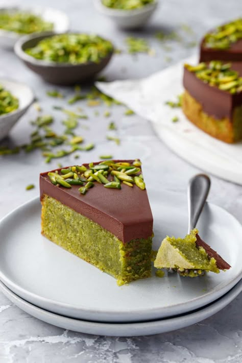 Gf Pistachio Cake, Flourless Pound Cake, Flourless Pistachio Cake With Chocolate Ganache, Cake With Vegetables, Pistachio Crumb Cake, Unique Pound Cakes, Eggless Pistachio Cake, Pistachio And Chocolate Cake, Pistachio Cake Recipe Easy