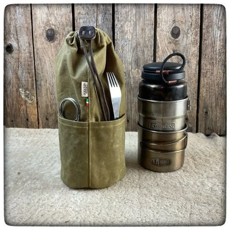 You are exposed to the wonderful flora and fauna of the area  not to mention the clear blue sky and the stars above. When you're camping in the city  you will want to pack the basics. Bushcraft Kit, Adventure Bags, Mess Kit, Bushcraft Gear, Camping Kit, Waxed Canvas Bag, Bushcraft Camping, Survival Stuff, Camping Items