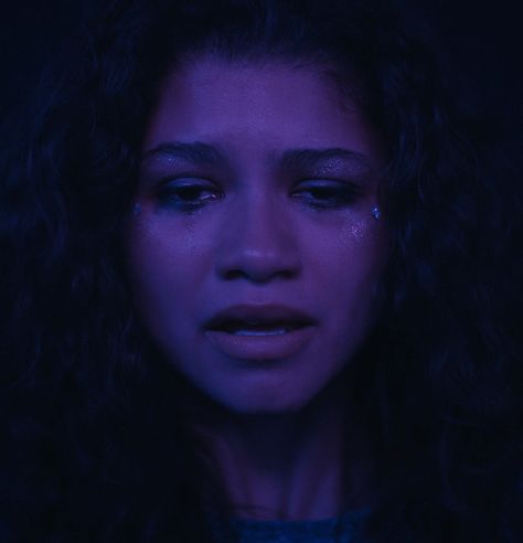 Euphoria Season 1, Mode Zendaya, Estilo Zendaya, Euphoria Quote, Euphoria Aesthetic, Pilot Episode, Mary Shelley, Zendaya Coleman, Purple Light