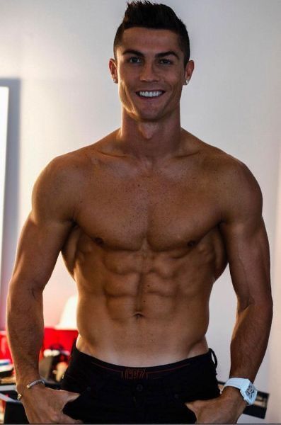 Ronaldo Shirtless, Cristiano Ronaldo Shirtless, Ronaldo Video, Cristiano Ronaldo Body, Barcelona Champions League, Cristiano Ronaldo Style, Ronaldo Soccer, Georgina Rodriguez, Cristino Ronaldo