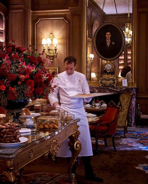 Ritz Hotel Paris, The Ritz Paris, Country Home Magazine, Billionaire Lifestyle Luxury Living, Ritz Paris, My French Country Home, French Country Home, French Restaurants, The Ritz