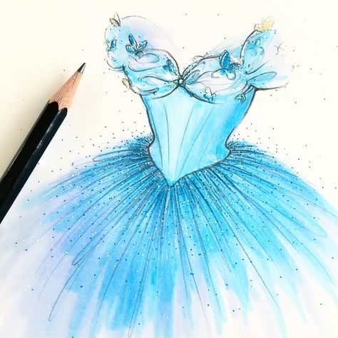 Cinderella Sketch, Cinderella's Dress, Cinderella Drawing, Technique Drawing, Cinderella Art, Disney Canvas Art, Disney Canvas, Cinderella Dress, Drawing Lessons For Kids