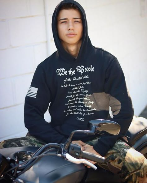 Uriah Shelton, Star Wars Anakin, Girl Meets World, Boy Photography Poses, Boy Photography, Hottest Guy Ever, Hot Actors, Geek Culture, White Boys