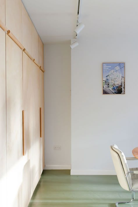 Gallery of Hive House / nimtim architects - 11 Nimtim Architects, Painted Wood Floors, Red Brick Walls, Painted Concrete Floors, Green Floor, Painted Floor, Green Flooring, Linoleum Flooring, London House