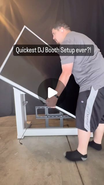 Dj Booth Portable, Mobile Dj Booth, Diy Dj Booth Cardboard, Diy Dj Booth Dj Setup, Dj Setup Wedding, Dj Booth Design Dj Setup, Diy Dj Booth, Dj Booth Ideas, Dj Studio