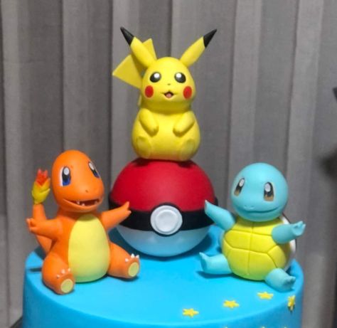 Pokemon Fondant Figures, Dora Wallpaper, Pokémon Cake, Pikachu Birthday, Pokemon Birthday Cake, Easy Polymer Clay, Frozen Elsa Dress, Pokemon Cake, Fondant Tutorial