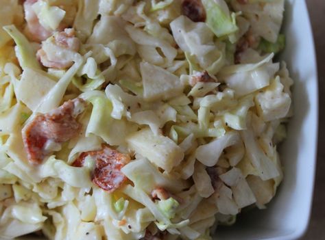 Apple Bacon Coleslaw – My Recipe Reviews Apple Bacon Coleslaw, Salad Bacon, Rack Of Pork, Sweet Dressing, Coleslaw Salad, Bacon Fries, Coleslaw Recipe, Granny Smith Apples, Pinterest Recipes