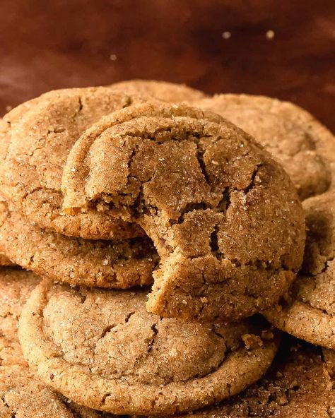 Chai cookies are soft, thick and chewy sugar cookies made with nutty brown butter and warm chai spice. These chai sugar cookies are rolled in a chai spiced sugar coating can be topped with a chai glaze. They’re an easy to make cozy cookie that’s perfect for fall. Pumpkin Chai Cookies Recipe, Chai Gingerbread Cookies, Dirty Chai Cookies, Chai Snickerdoodle Cookies, Chai Tea Cookies, Chai Glaze, Chai Shortbread, Chai Cookie, Chai Cookies Recipe