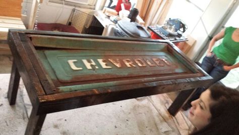 50's Chevy tailgate coffee table Tailgate Furniture, Tailgate Diy, Truck Furniture, Tailgate Ideas, Old Chevy, Tailgate Bench, Tailgate Table, Old Car Parts, Car Parts Decor