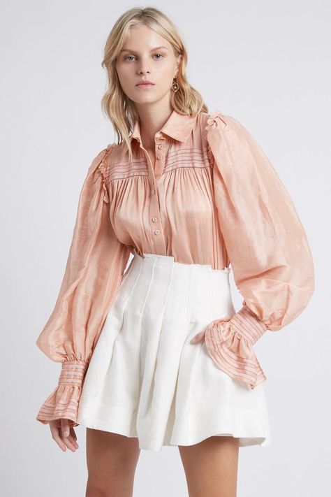 High Collar Blouse, Future Wardrobe, Blouson Sleeve, Plain Outfits, Outfits Petite, Early Spring Outfits, 2022 Trends, Outfits 2022, Denim Accessories