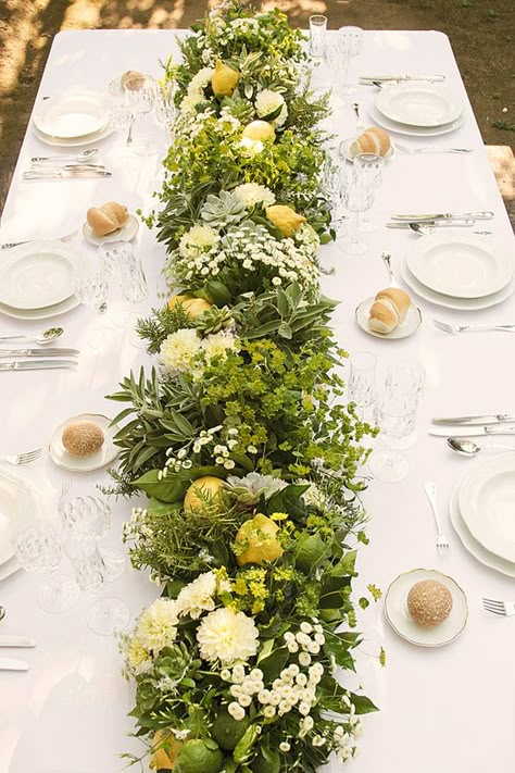 In Love In Italy: The Lemon Grove - www.theperfectpalette.com - Color Ideas for Weddings + Parties Flower Runner Wedding, Lemon Centerpieces, Unique Wedding Centerpieces, Flower Runner, Citrus Wedding, Flowers And Greenery, Floral Runner, Outdoor Dinner, Floral Table Runner