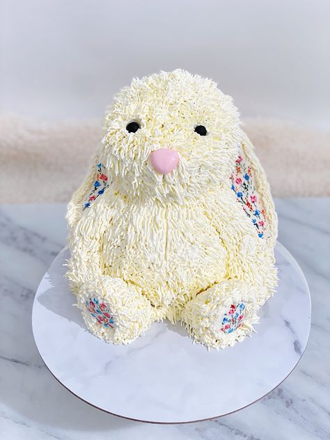 Rabbit Shaped Cake, Bunny Buttercream Cake, Bunny Head Cake, Easter Rabbit Cake, Cute Bunny Cake Ideas, Bunny Cake Ideas Birthday Parties, Bunny Tail Cupcakes, Bunny Cake Decorating Ideas, 3d Bunny Cake