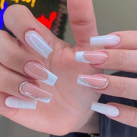 Graduation Nails, May Nails, Acrylic Nails Coffin Short, Nails Desing, Xmas Nails, Prom Nails, Funky Nails, Fancy Nails, Manicure E Pedicure