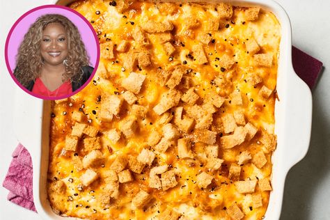 I'd never made mac and cheese like this before. Sunny Anderson Recipes, Spicy Macaroni, The Kitchen Recipes, Spicy Mac And Cheese, Sunny Anderson, Making Mac And Cheese, Macaroni And Cheese Recipe, Celebrity Recipes, Southern Recipes Soul Food