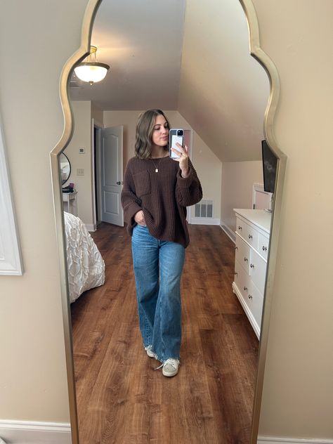 thanksgiving outfit, brown outfit, casual outfit, winter outfit, oversized sweater Brown Flowy Pants Outfit, Brown Knit Sweater Outfit, Dark Brown Sweater Outfit, Brown Sweater Outfit, Thanksgiving Outfit Brown, Flowy Pants Outfit, Casual Outfit Winter, Winter Retreat, Knit Sweater Outfit