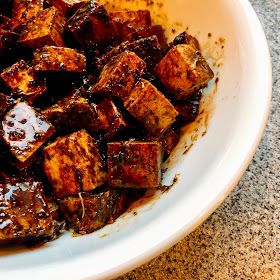 Italian Tofu, Tofu Seasoning, Dried Tofu, Metabolism Foods, Tofu Marinade, Oh She Glows, Marinated Tofu, Plant Based Diet Recipes, Italian Spices