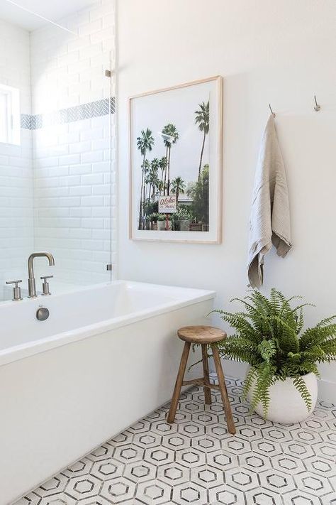 Potted Fern Next to Rectangular Bathtub - Transitional - Bathroom Pure Salt Interiors, Beach House Bathroom, Modern Coastal Home, Modern Coastal Decor, Pure Salt, Coastal Modern, Coastal Bathrooms, Casa Exterior, Up House