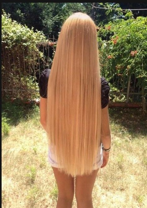 Silky Smooth Hair, Long Silky Hair, Long Face Hairstyles, Face Shape Hairstyles, Straight Blonde Hair, Really Long Hair, Super Long Hair, Long Blonde, Very Long Hair