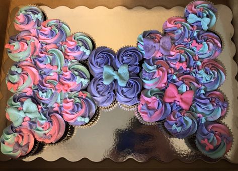 Jojo Siwa Cupcake Cake, Jojo Siwa Cupcakes, Jojo Siwa Birthday Cake, Bow Cupcakes, Jojo Siwa Bows, Jojo Siwa Birthday, Cake Diy, Jojo Bows, Cupcake Cake