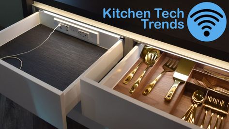 Must Have Kitchen Tech Trends📲 Are your appliances out-dated? The latest in smart kitchens!    #smartkitchen #smartappliances #kitchentechnology Tech Kitchen, High Tech Kitchen, Command Center Kitchen, Smart Refrigerator, Kitchen Tech, Tech Ideas, Kitchen Technology, Smart Hub, Splash Free