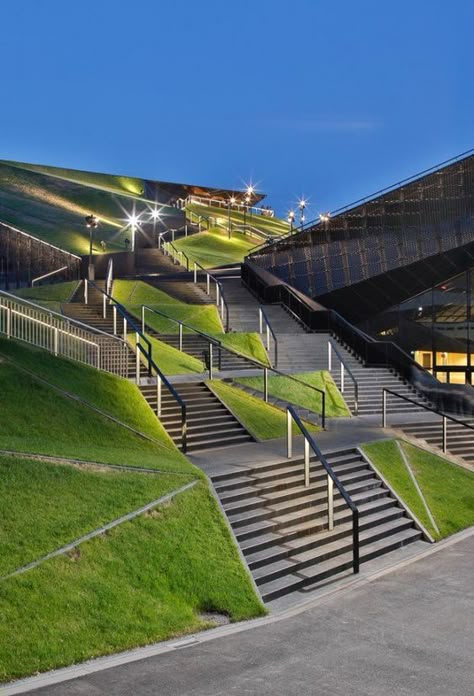 Terraced Landscaping, Landscape Stairs, Landscaping A Slope, Landscape And Urbanism Architecture, Landscape Steps, Urban Landscape Design, Landscape And Urbanism, Landscape Architecture Design, Green Architecture