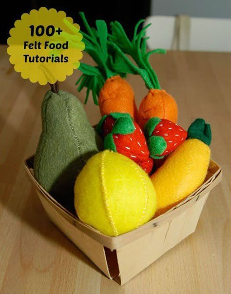 How To Make Felt Food: Our Gigantic List of Free Online Tutorials | Apartment Therapy Felt Kitchen, Felt Food Diy, Felt Food Patterns, Felt Fruit, Felt Play Food, Diy Bebe, Homemade Toys, Food Patterns, Felt Projects