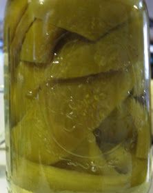 Cookistry: Quick-Pickled Bell Peppers Pickled Bell Peppers Recipe, Canning Bell Peppers, Pickled Sweet Peppers, Pickled Banana Peppers, Canning Pickles, Farmers Market Recipes, Quick Pickled, Refrigerator Pickles, Bell Pepper Recipes