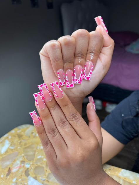 Pink On Pink Nails, Medium Pink Nails, Medium Nails Acrylic, Pink Acrylic Nail Designs, Pink Tip Nails, Gold Acrylic Nails, Acrylic Toe Nails, Drip Nails, Nails Now