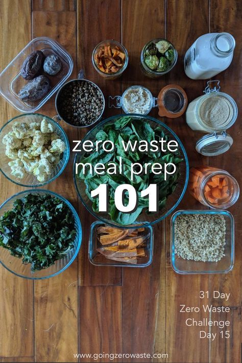 Zero waste meal prep 101 from www.goingzerowaste.com day 15 of the zero waste challenge #ecofriendly #zerowastechallenge #mealprep Plastic Free Food Storage, Composting 101, Prevent Food Waste, Seasoned Veggies, Packaged Snacks, Squat Challenge, Zero Waste Kitchen, Sustainable Kitchen, Low Waste