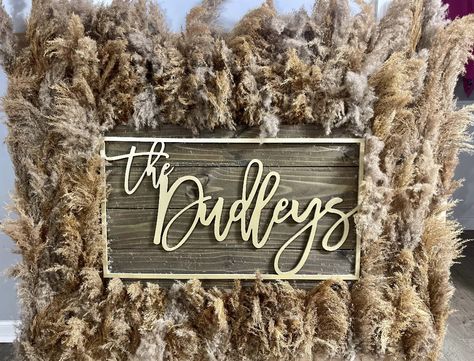 Pampas Grass Backdrop Decor, Boho Grass Wall Backdrop, Pampas Grass Backdrop Wall, Pampas Grass Backdrop, Pampas Grass Wall, Grass Wall Backdrop, Clothing Boutique Ideas, Grass Backdrops, Boho Backdrop