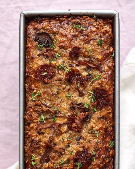 Vegetarian Loaf, Vegetarian Meatloaf, Nut Loaf, Vegetables To Grow, Sweet Dumplings, Perfect Turkey, Vegetarian Thanksgiving, Healthy Thanksgiving, Veggie Delight