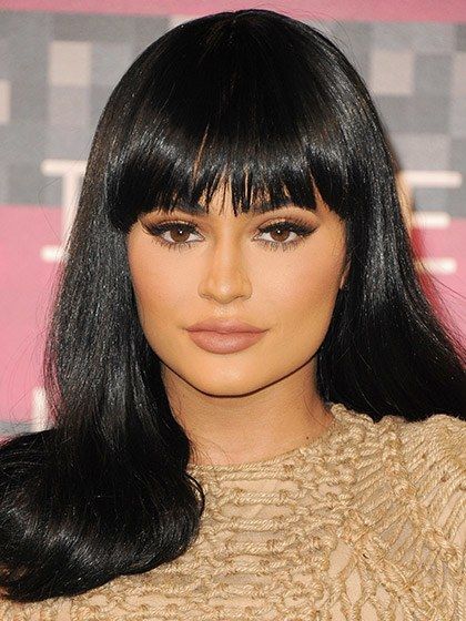 Kylie Jenner's Complete Beauty Evolution in 22 Photos | Allure.com Kylie Jenner Extensions, Kylie Jenner Hair Extensions, Moda Kylie Jenner, Kylie Jenner Hair Color, Kylie Jenner Birthday, Stile Kylie Jenner, Kylie Jenner News, Kylie Jenner Lip Kit, Jenner Hair