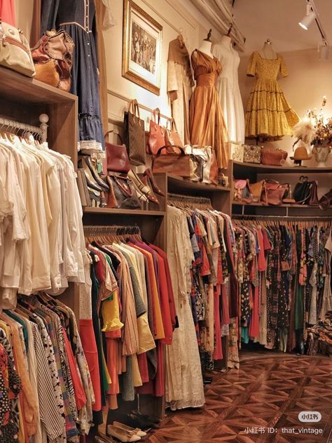 Costume Shop Aesthetic, Vintage Store Ideas, Boutique Aesthetic, Vintage Booth, Vintage Dress Shop, Vintage Department Store, Future Dreams, Laundry Closet, Costume Shop