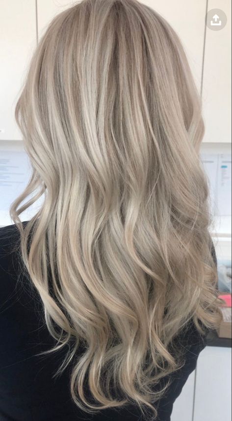 Cool Toned Blonde Hair, Light Ash Blonde Hair, Ashy Blonde Hair, Winter Blonde Hair, Champagne Blonde Hair, Blonde Hair Goals, Beige Blonde Hair, Ice Blonde Hair, Summer Blonde Hair